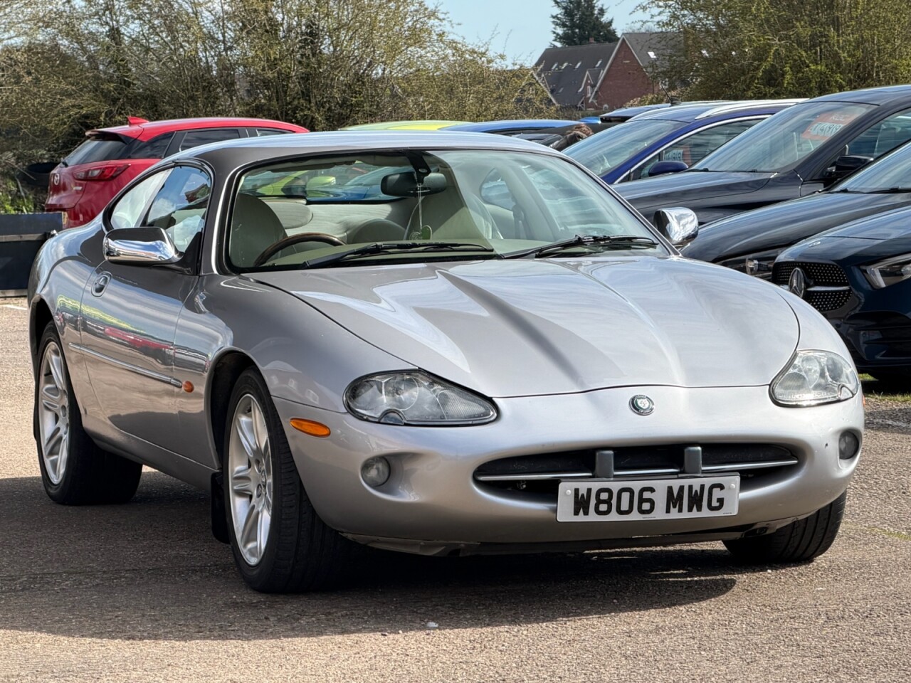 2000 JAGUAR XK8 for sale