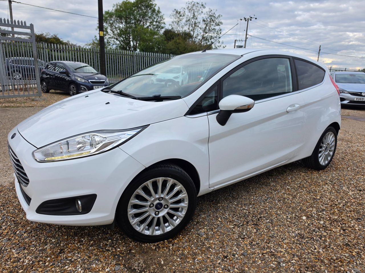 2015 FORD FIESTA for sale