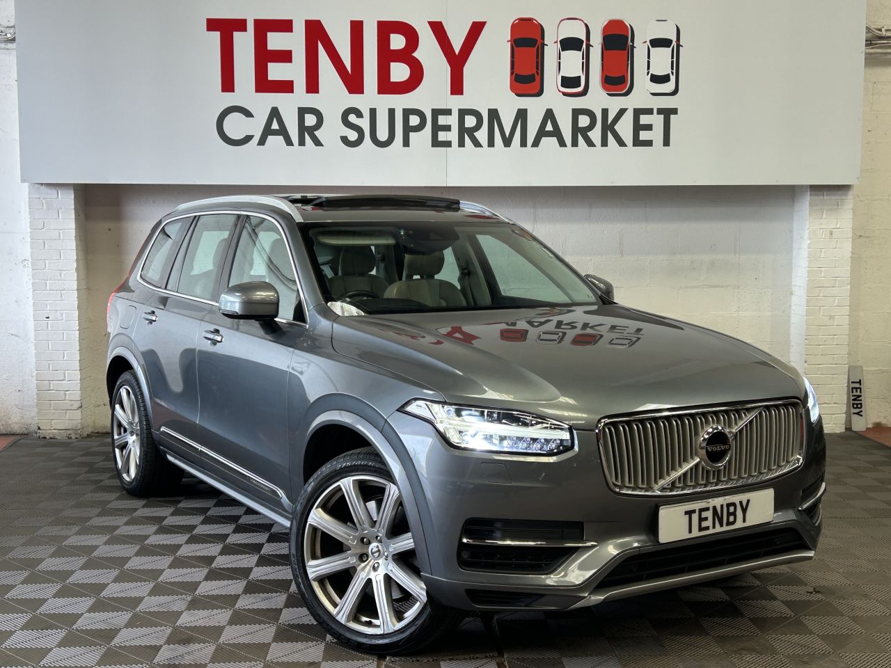 2017 VOLVO XC90 for sale