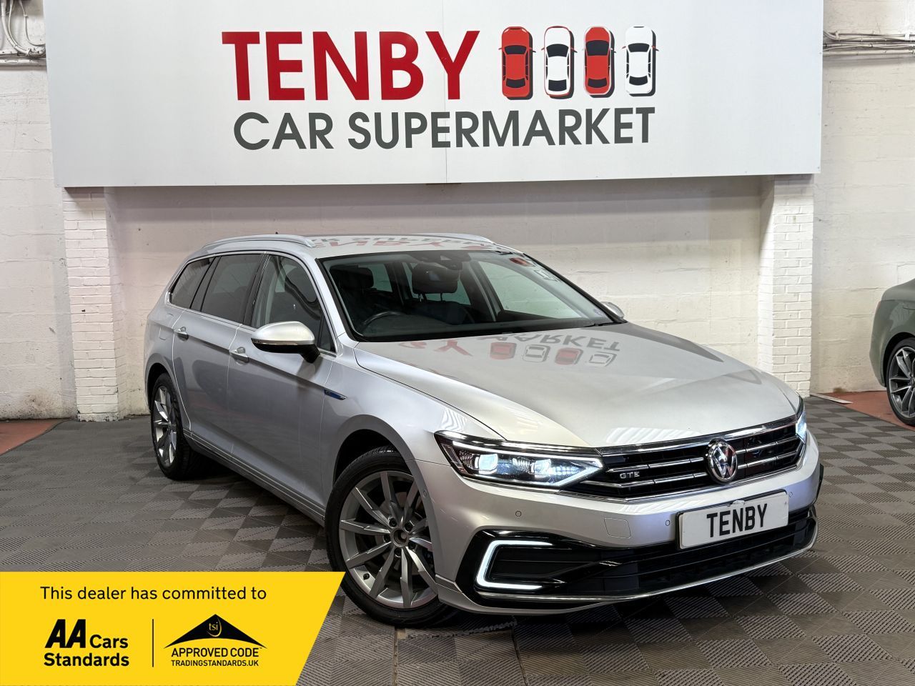 2019 VOLKSWAGEN PASSAT for sale