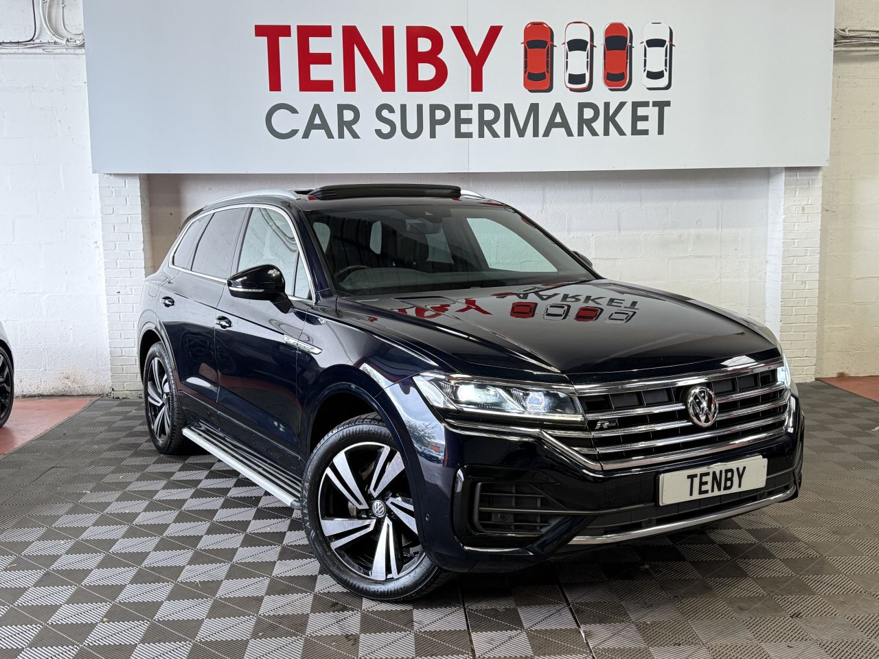 2019 VOLKSWAGEN TOUAREG for sale