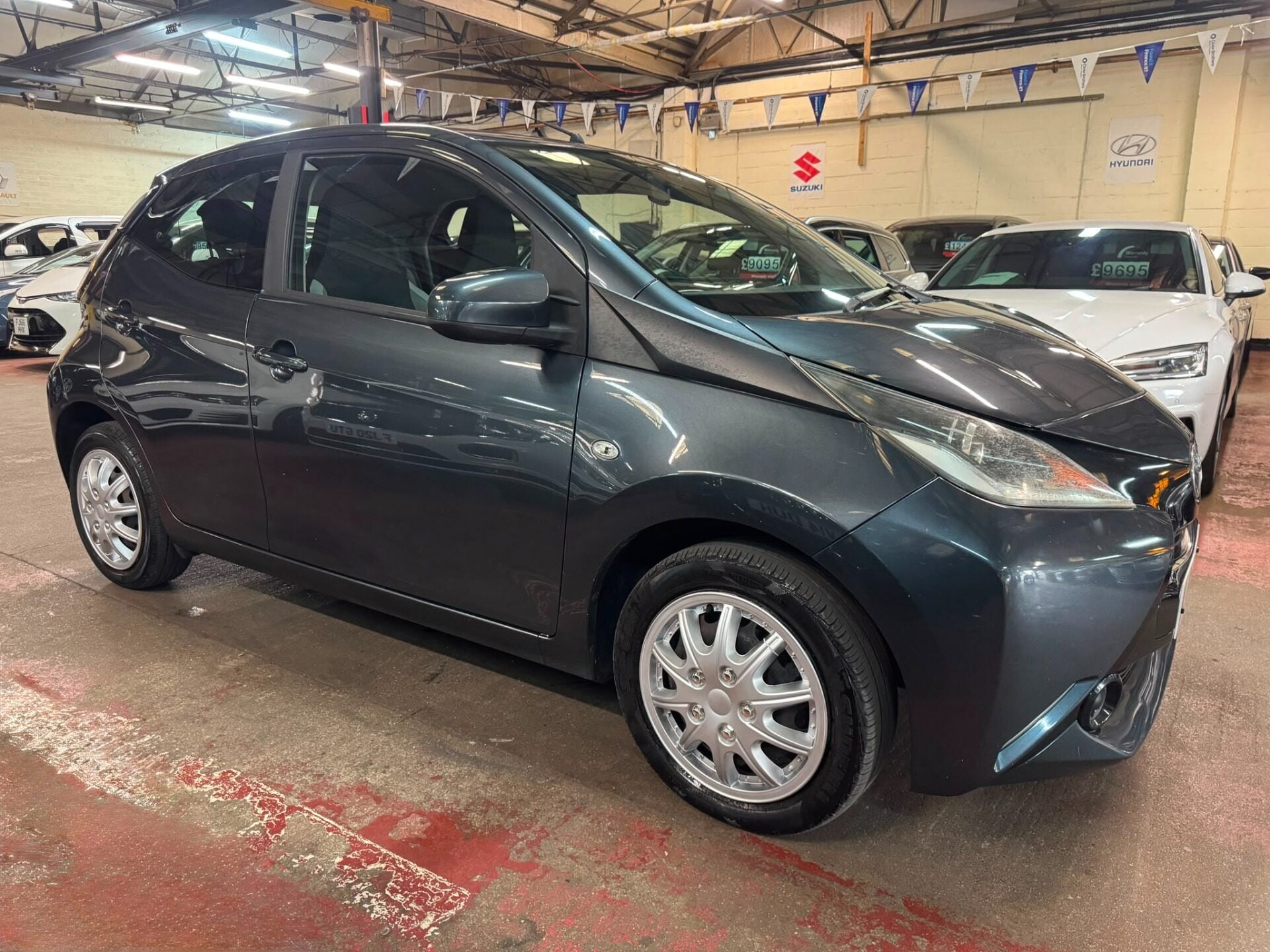 2014 TOYOTA AYGO for sale
