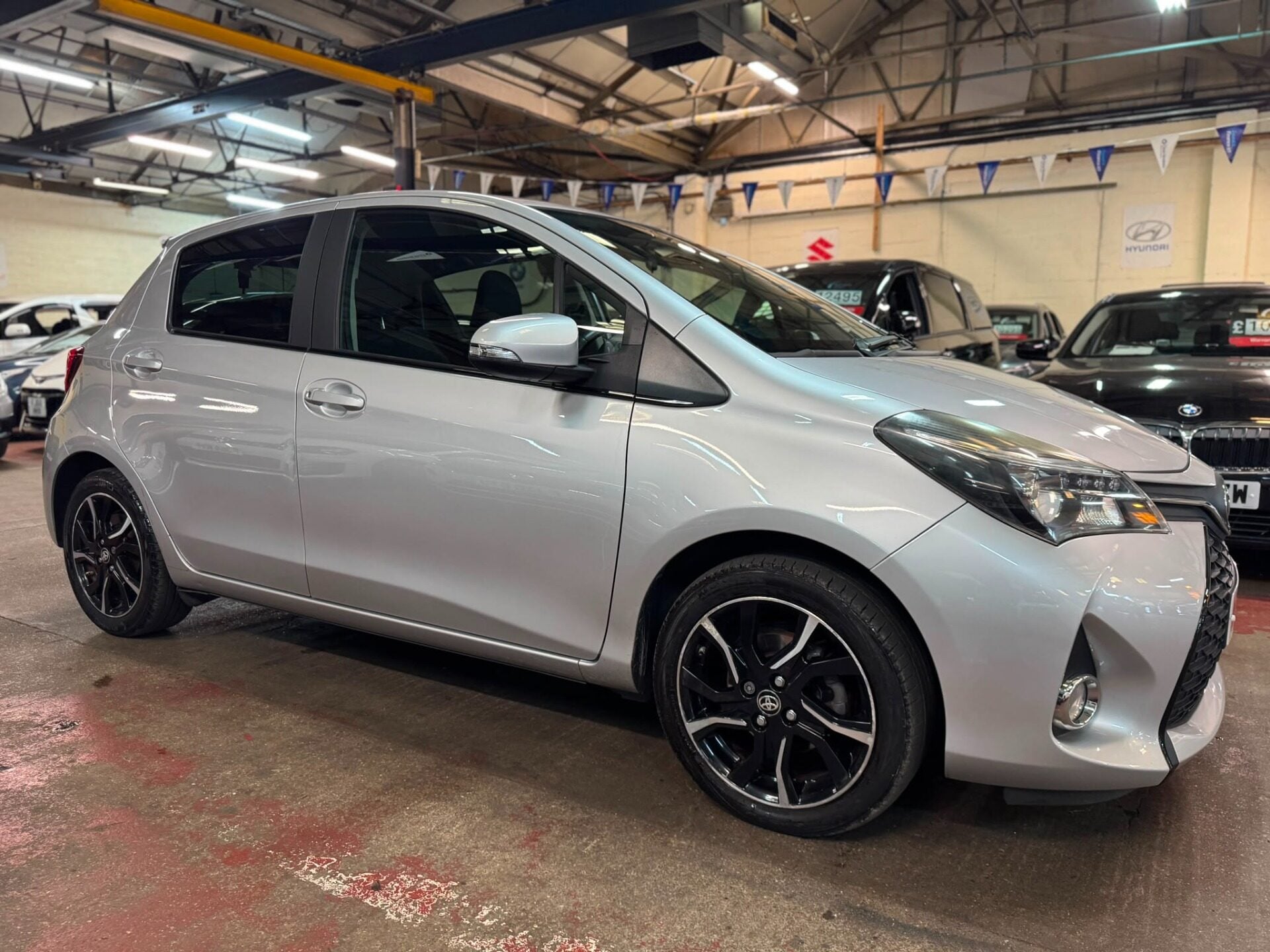 2015 TOYOTA YARIS for sale