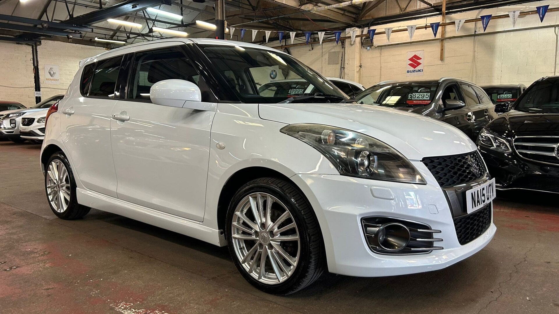 2015 SUZUKI SWIFT for sale