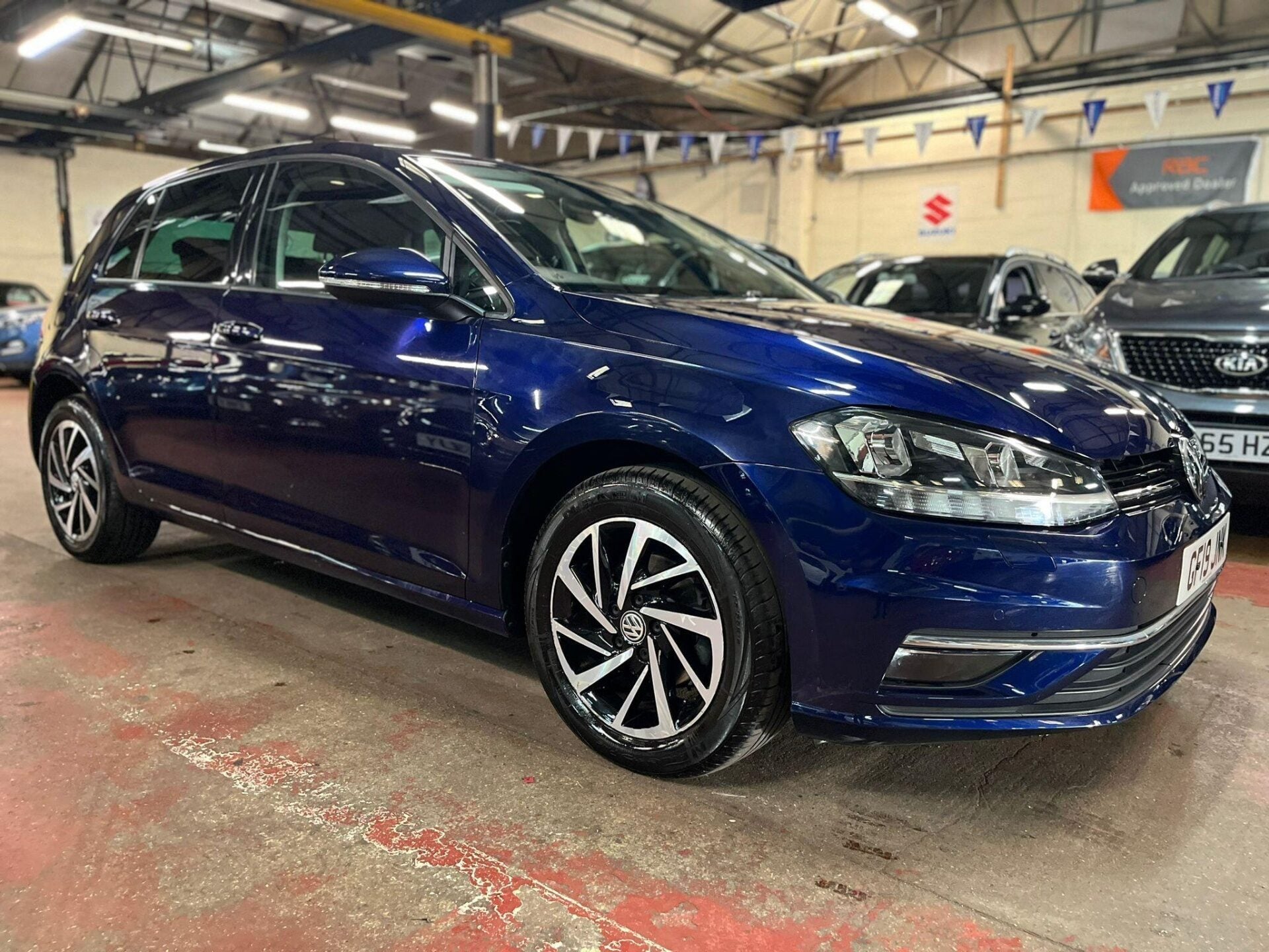 2019 VOLKSWAGEN GOLF for sale