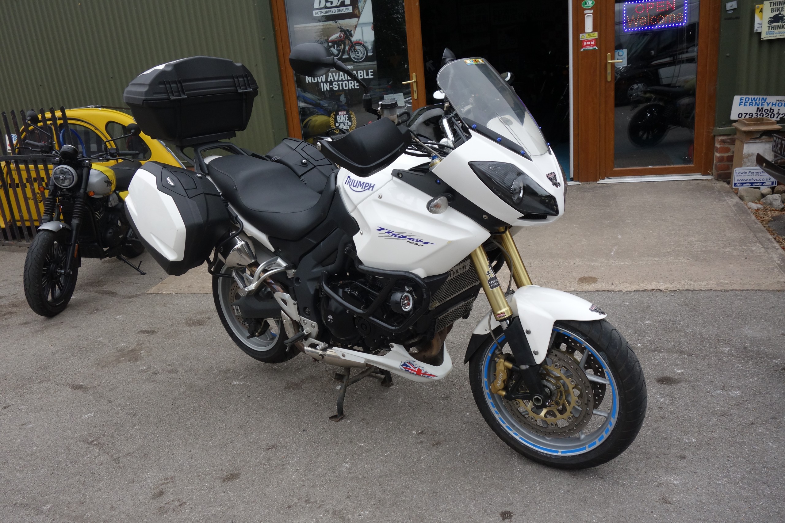 2011 TRIUMPH TIGER for sale