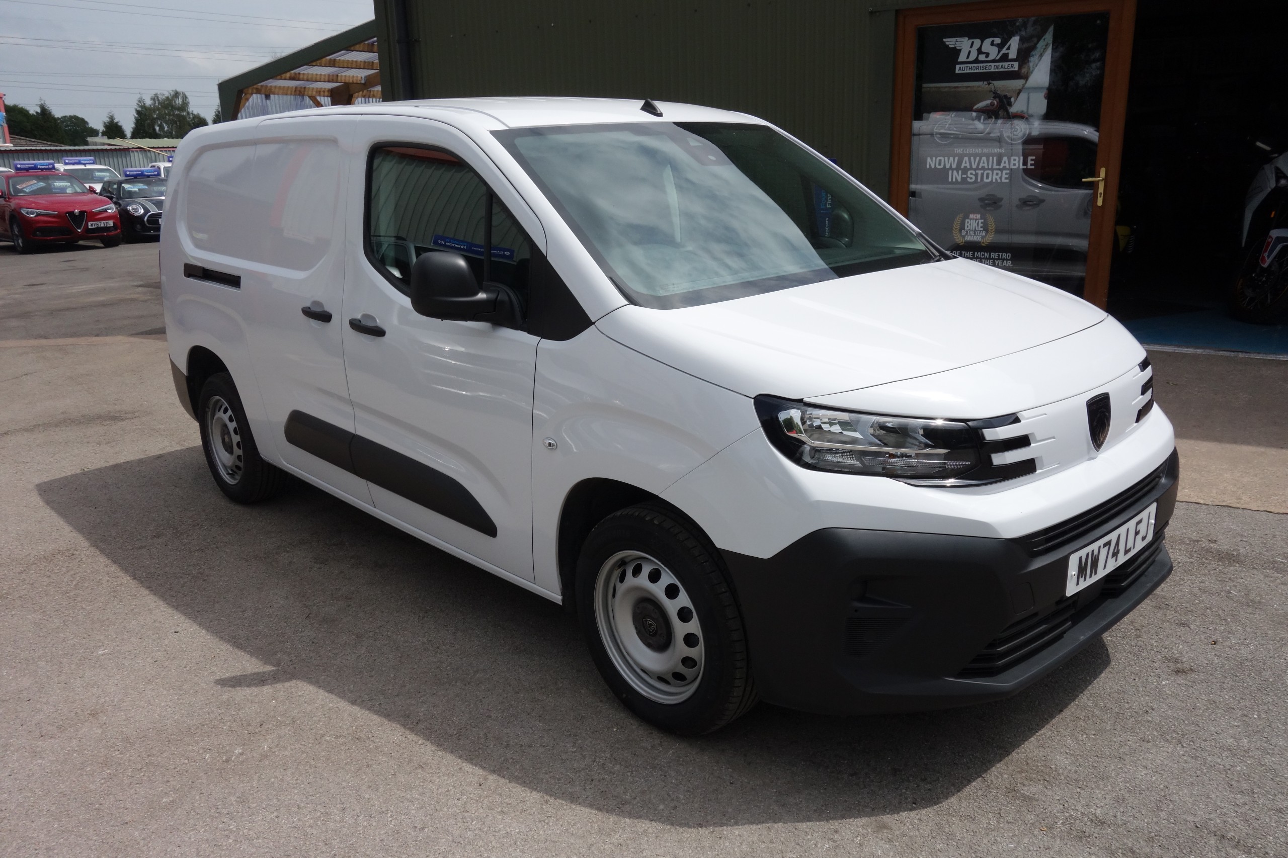 2024 PEUGEOT PARTNER for sale