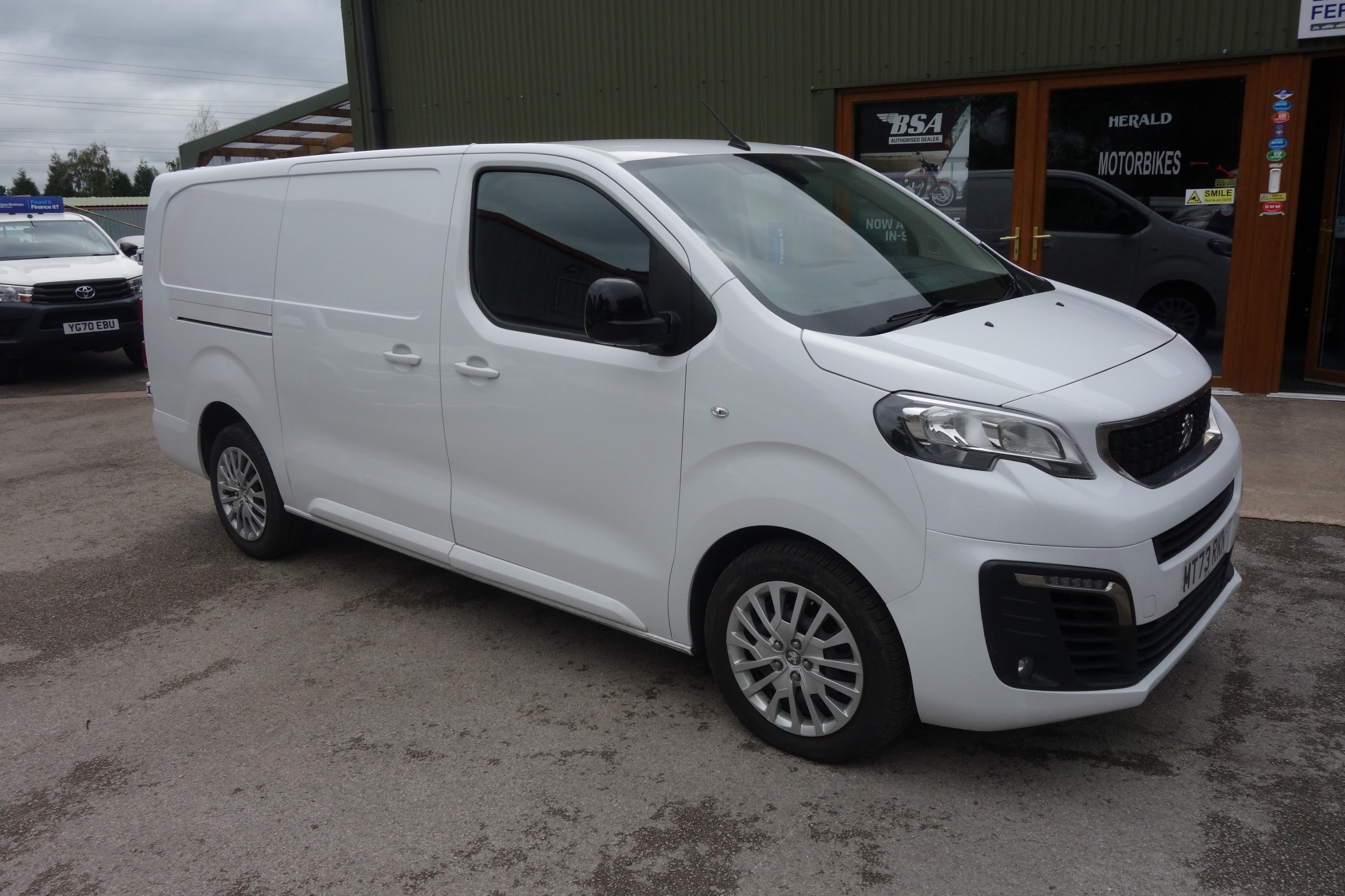 2023 PEUGEOT EXPERT for sale