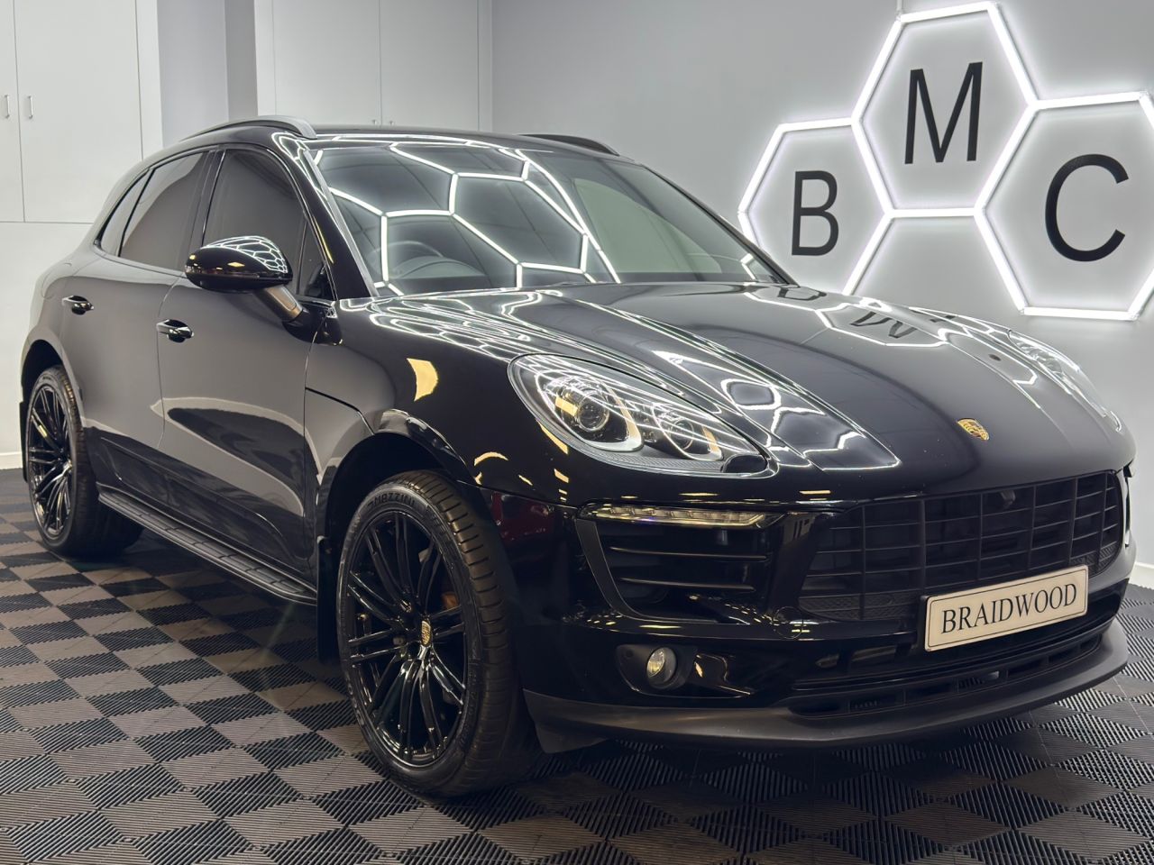 2016 PORSCHE MACAN for sale