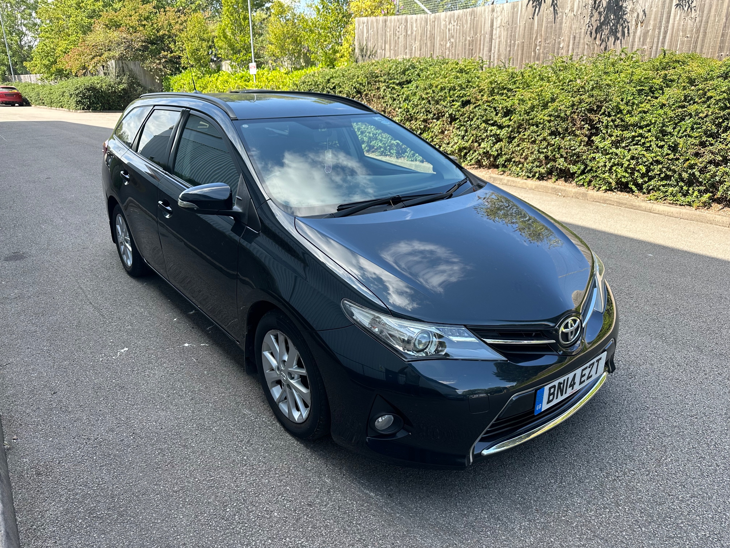 2014 TOYOTA AURIS for sale