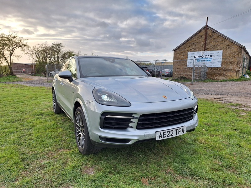 2022 PORSCHE CAYENNE for sale