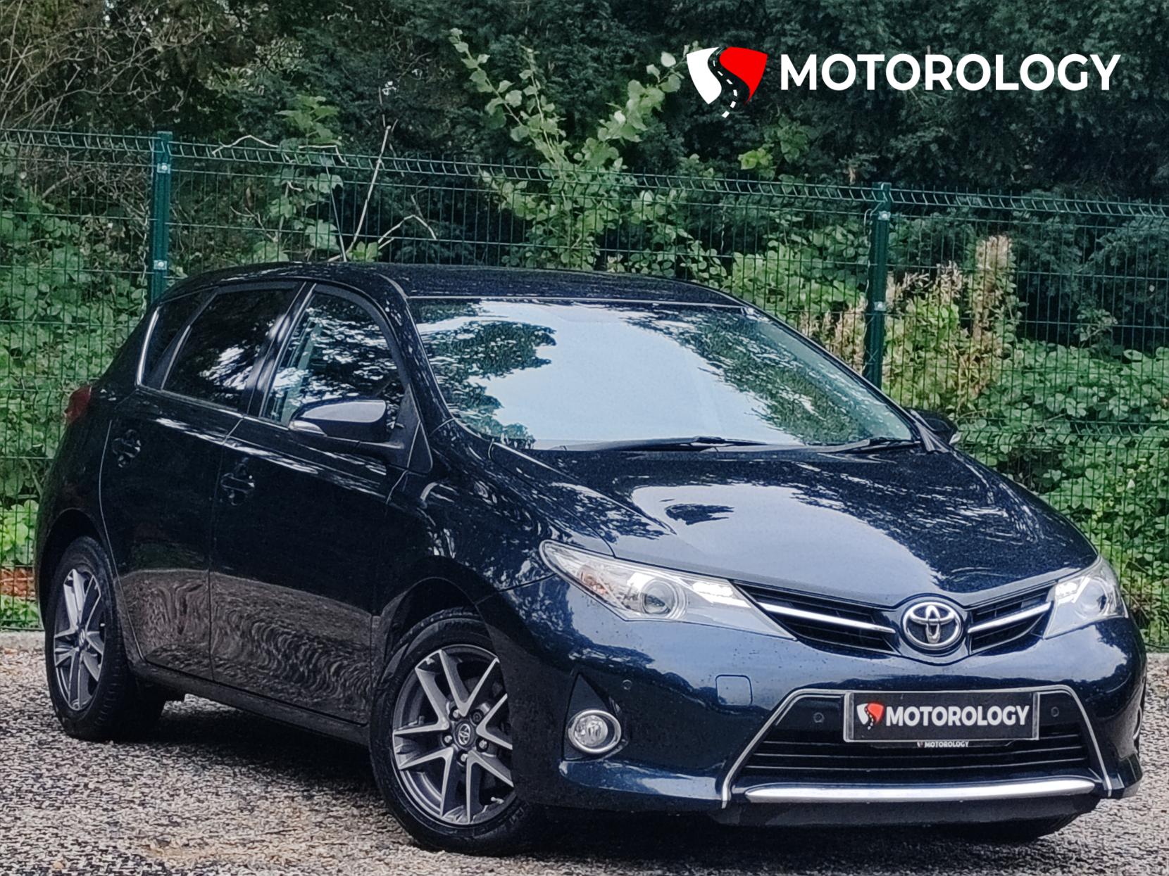 2014 TOYOTA AURIS for sale