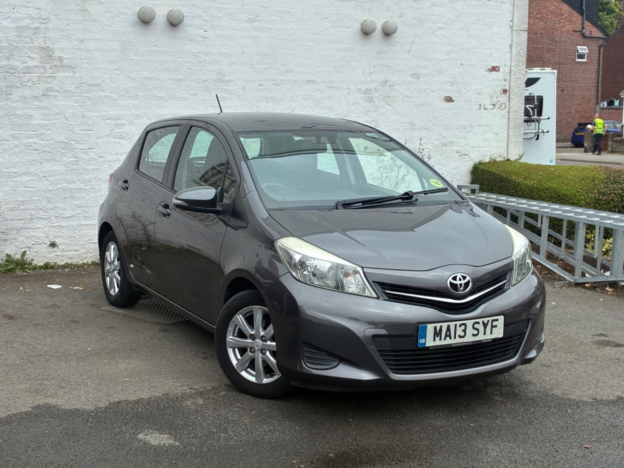 2013 TOYOTA YARIS for sale
