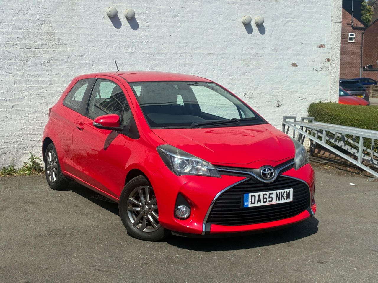 2015 TOYOTA YARIS for sale