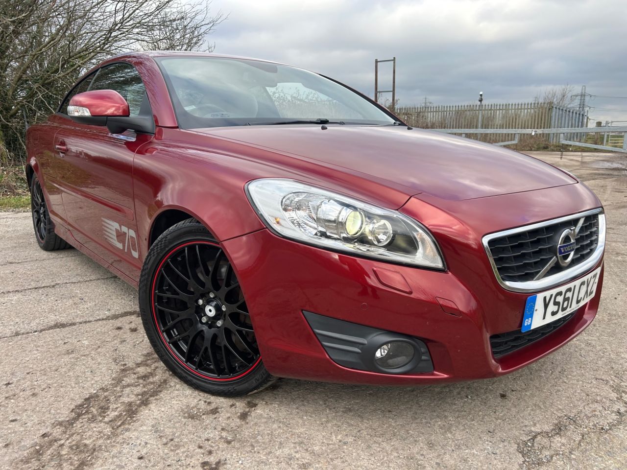 2011 VOLVO C70 for sale