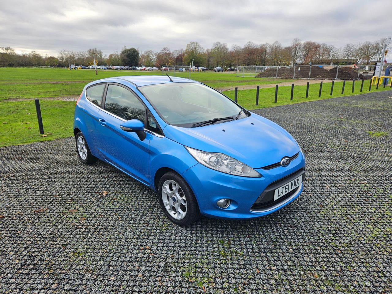 2011 FORD FIESTA for sale