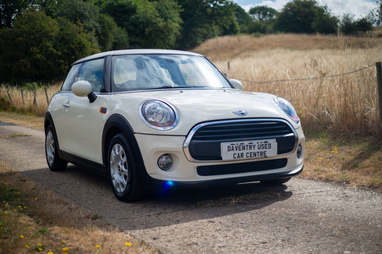 2015 MINI HATCH for sale