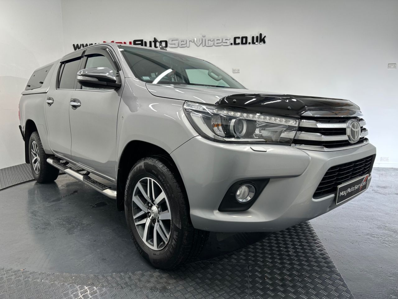 2017 TOYOTA HI-LUX for sale