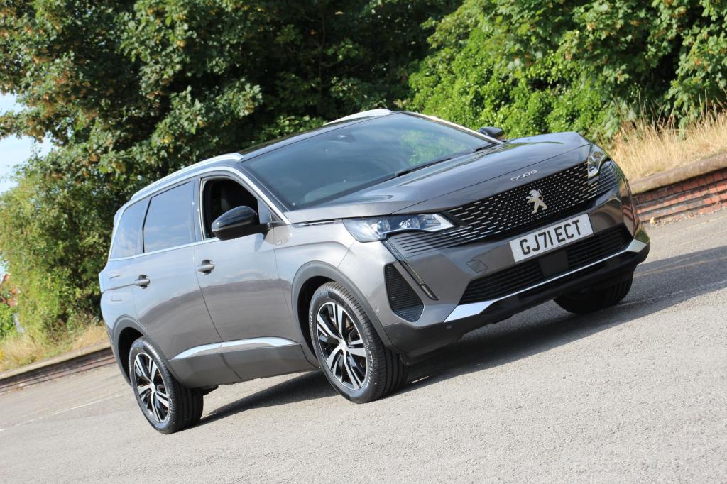 2021 PEUGEOT 5008 for sale