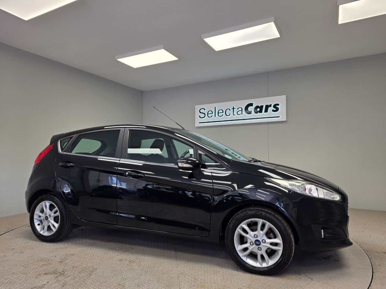2014 FORD FIESTA for sale