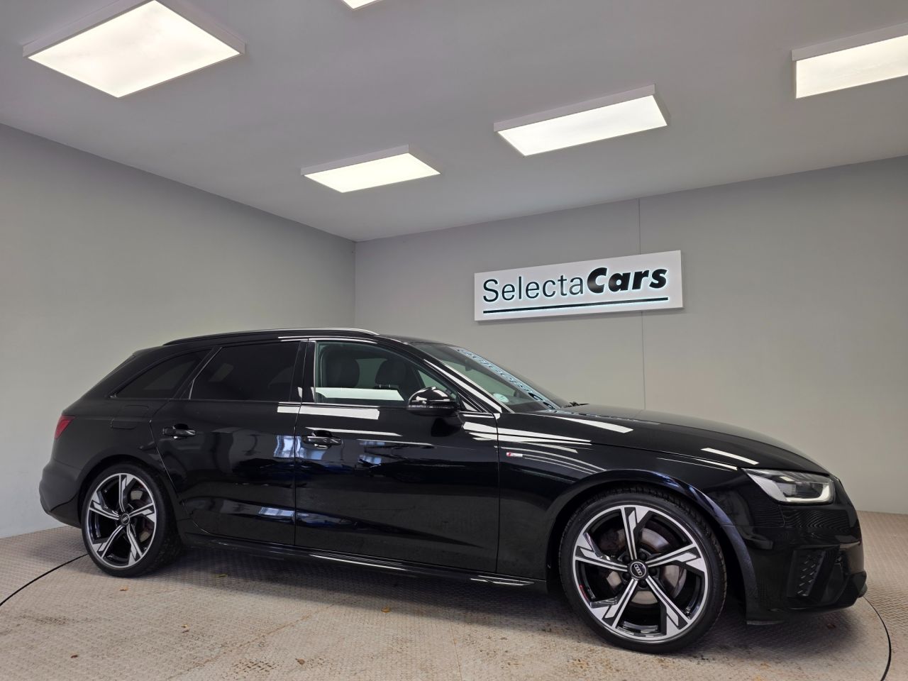 2022 AUDI A4 AVANT for sale