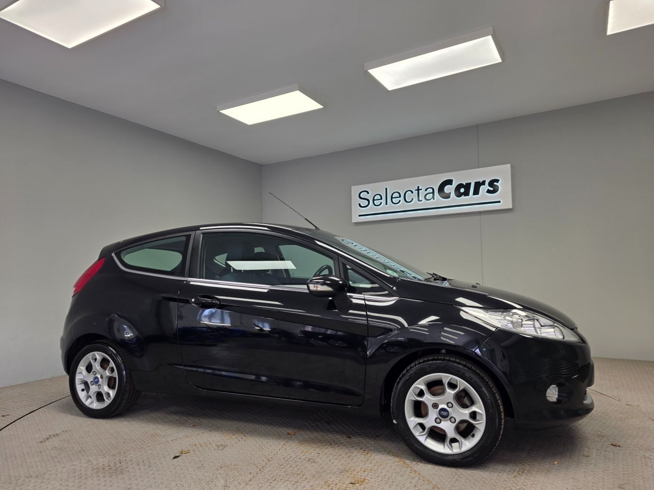 2012 FORD FIESTA for sale