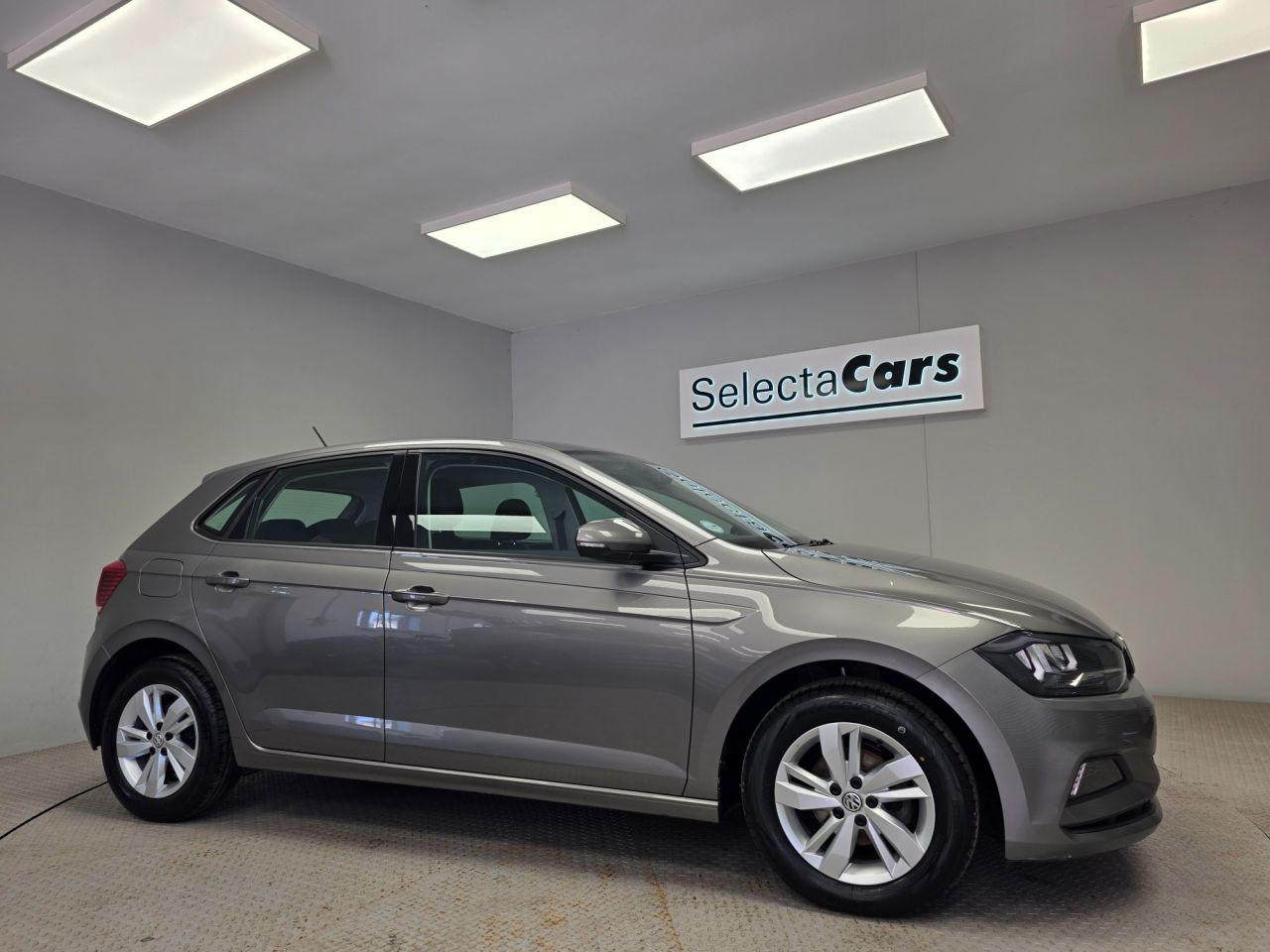 2019 VOLKSWAGEN POLO for sale