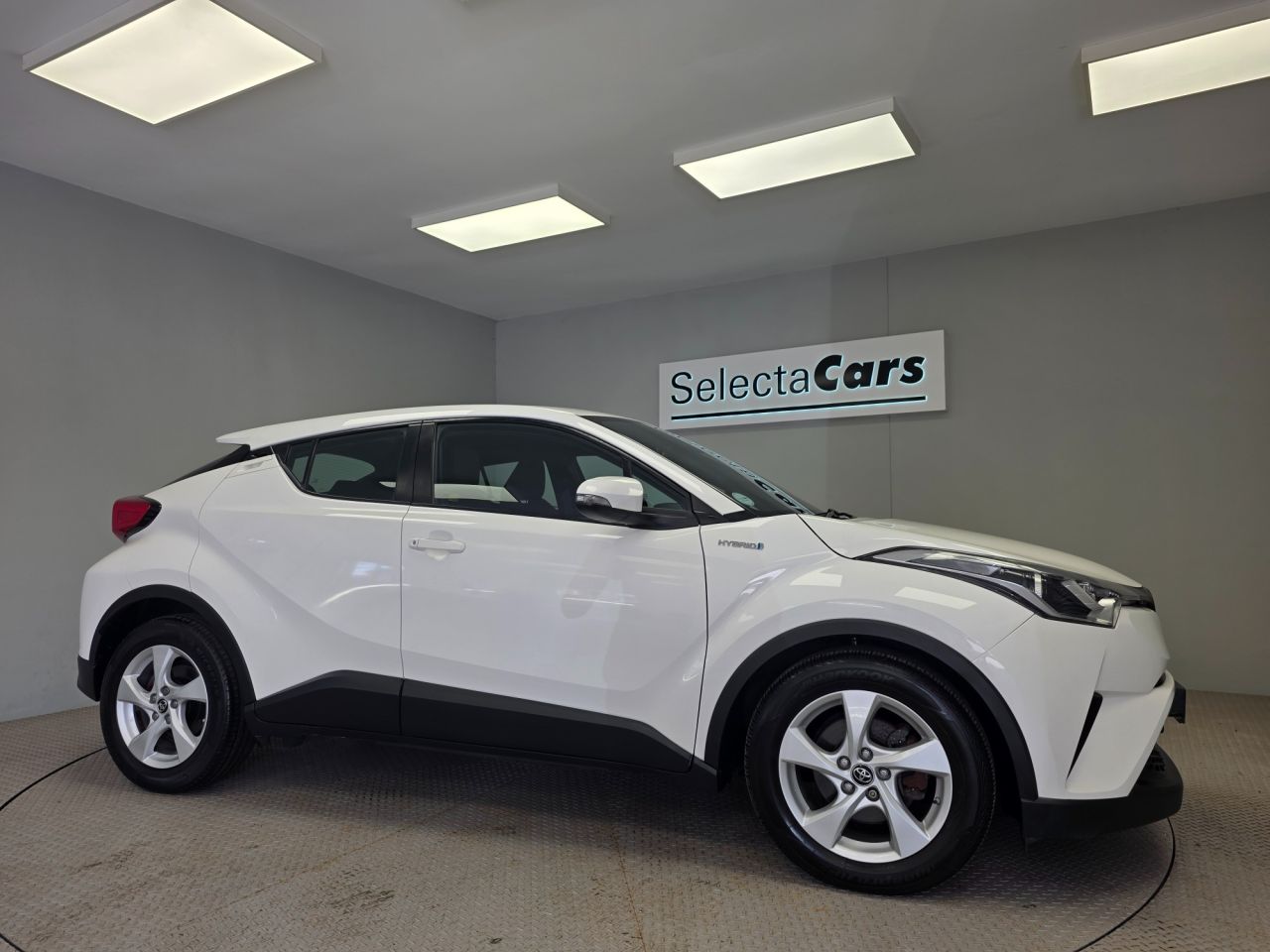 2018 TOYOTA C-HR for sale
