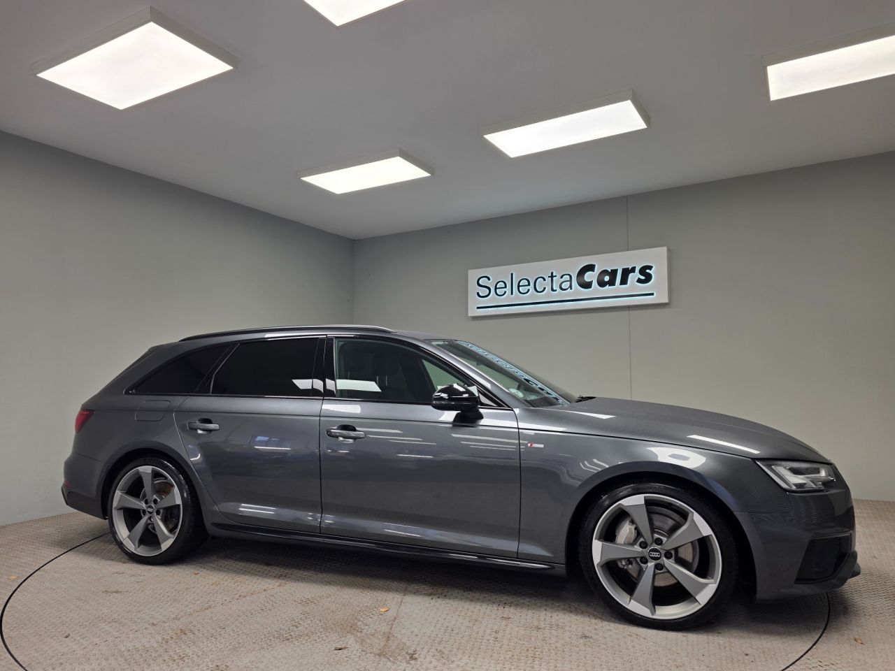 2019 AUDI A4 AVANT for sale