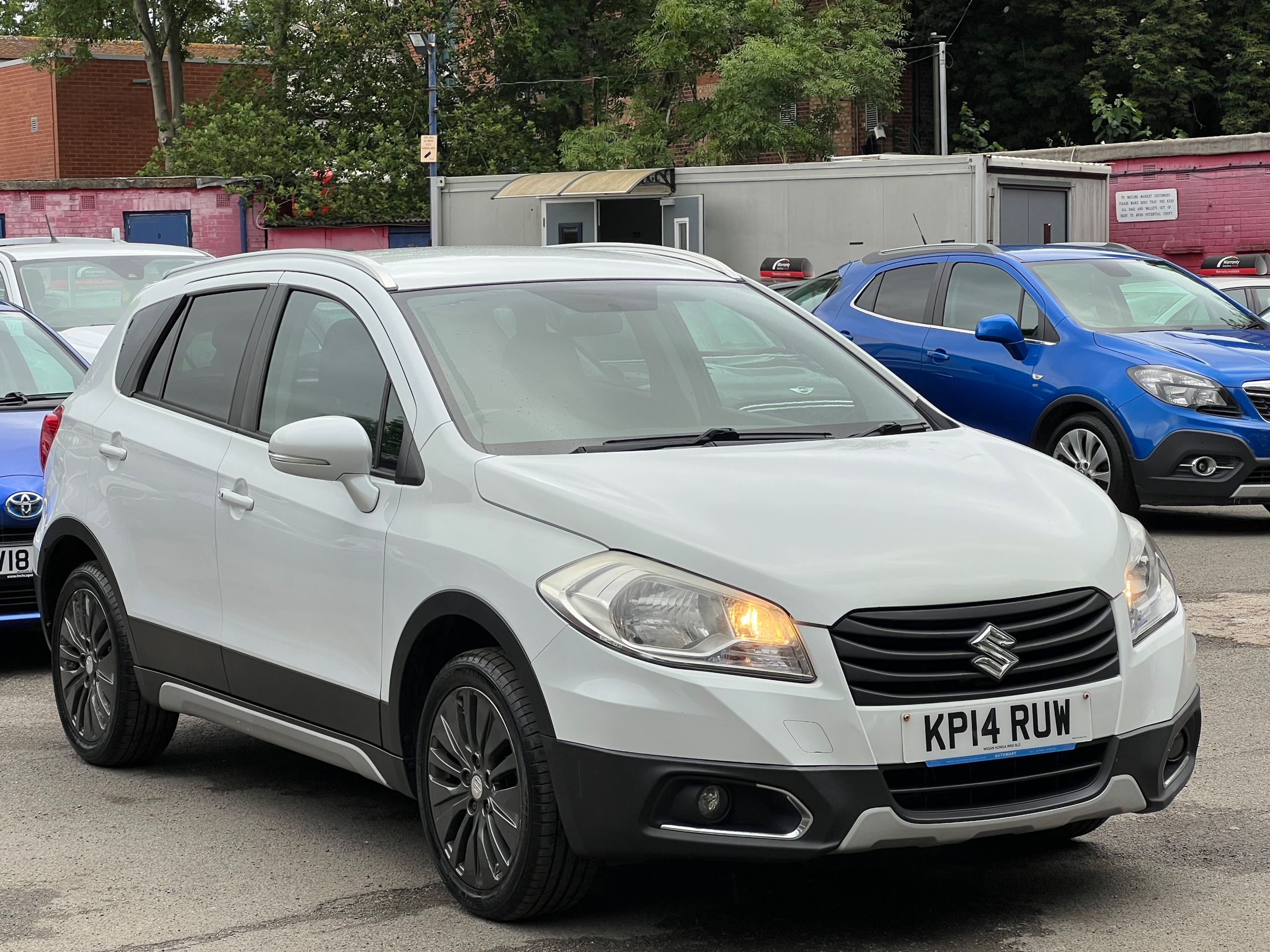 2014 SUZUKI SX4 for sale