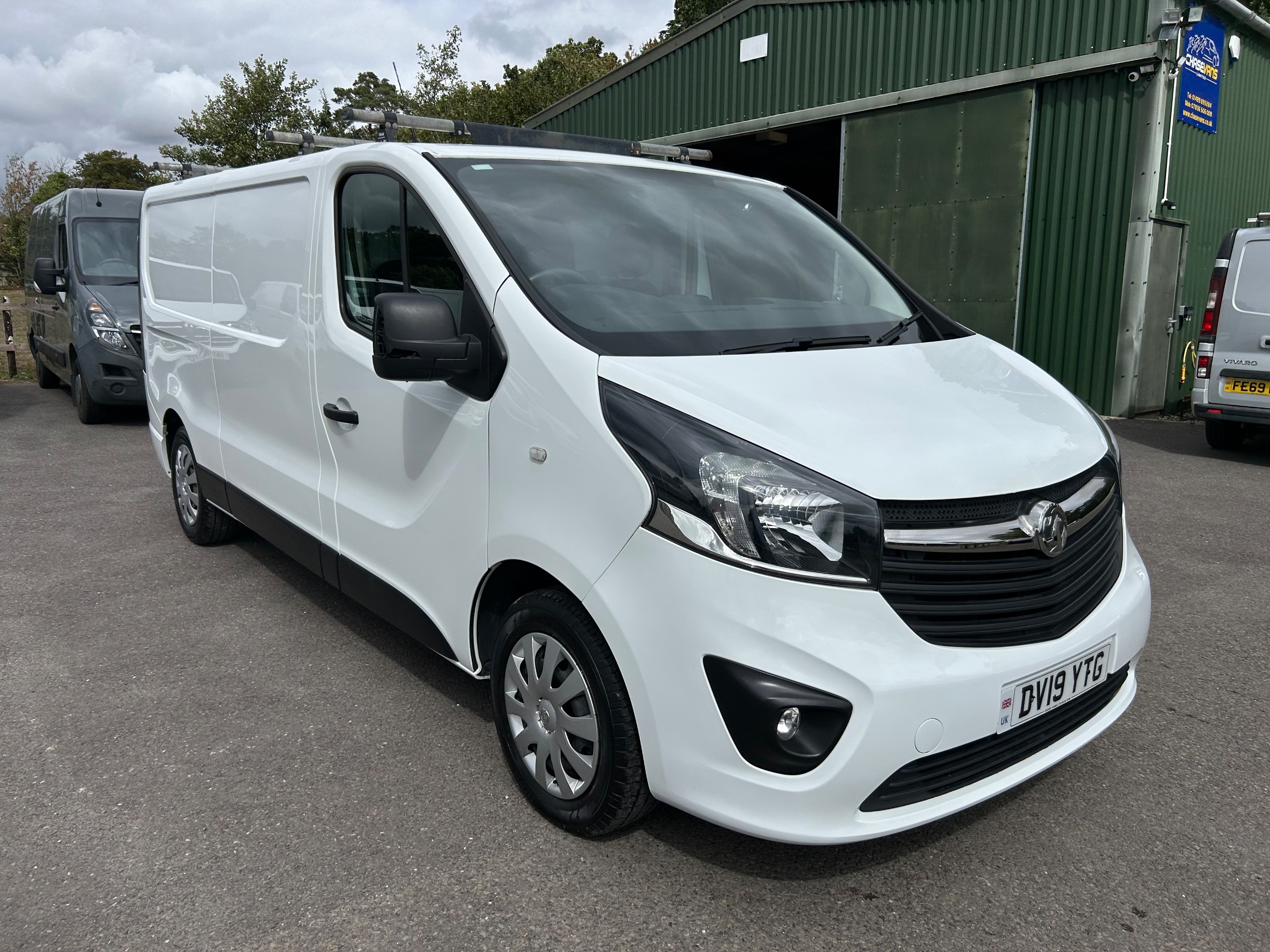 2019 VAUXHALL VIVARO for sale