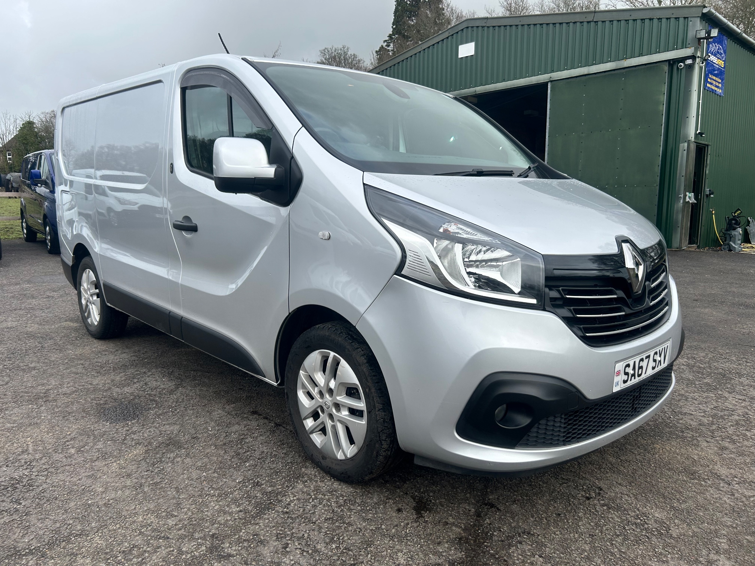 2017 RENAULT TRAFIC for sale