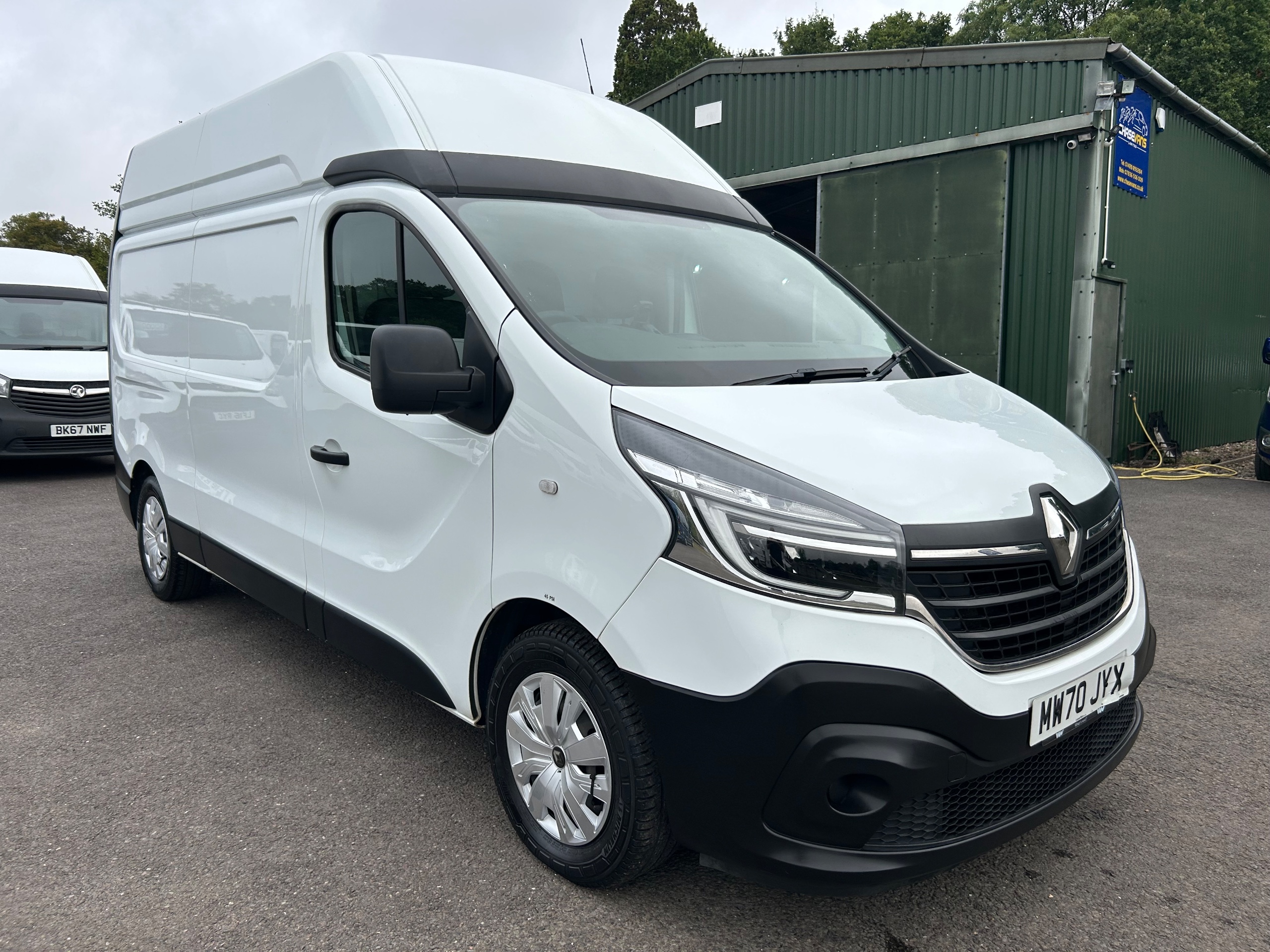 2021 RENAULT TRAFIC for sale