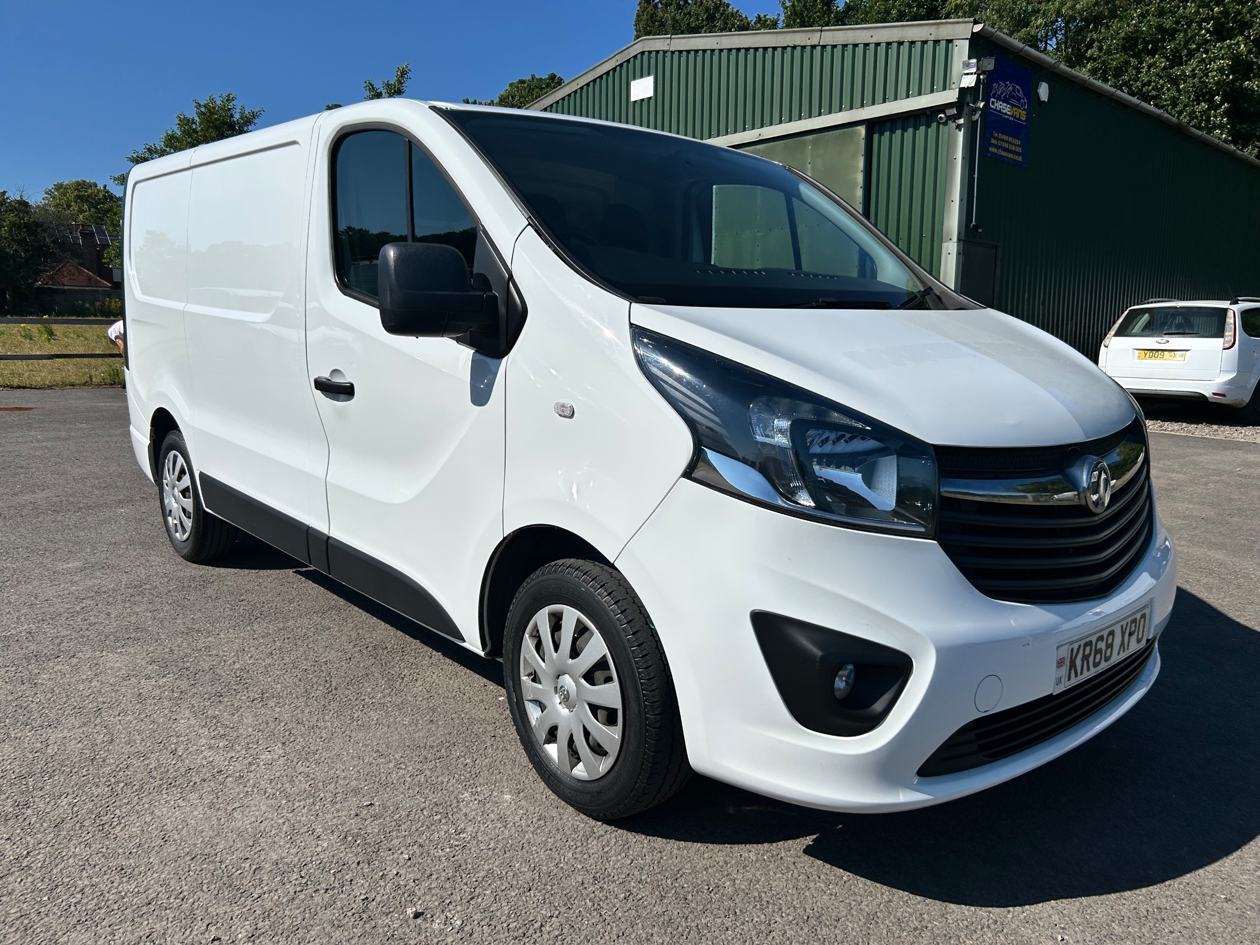 2018 VAUXHALL VIVARO for sale