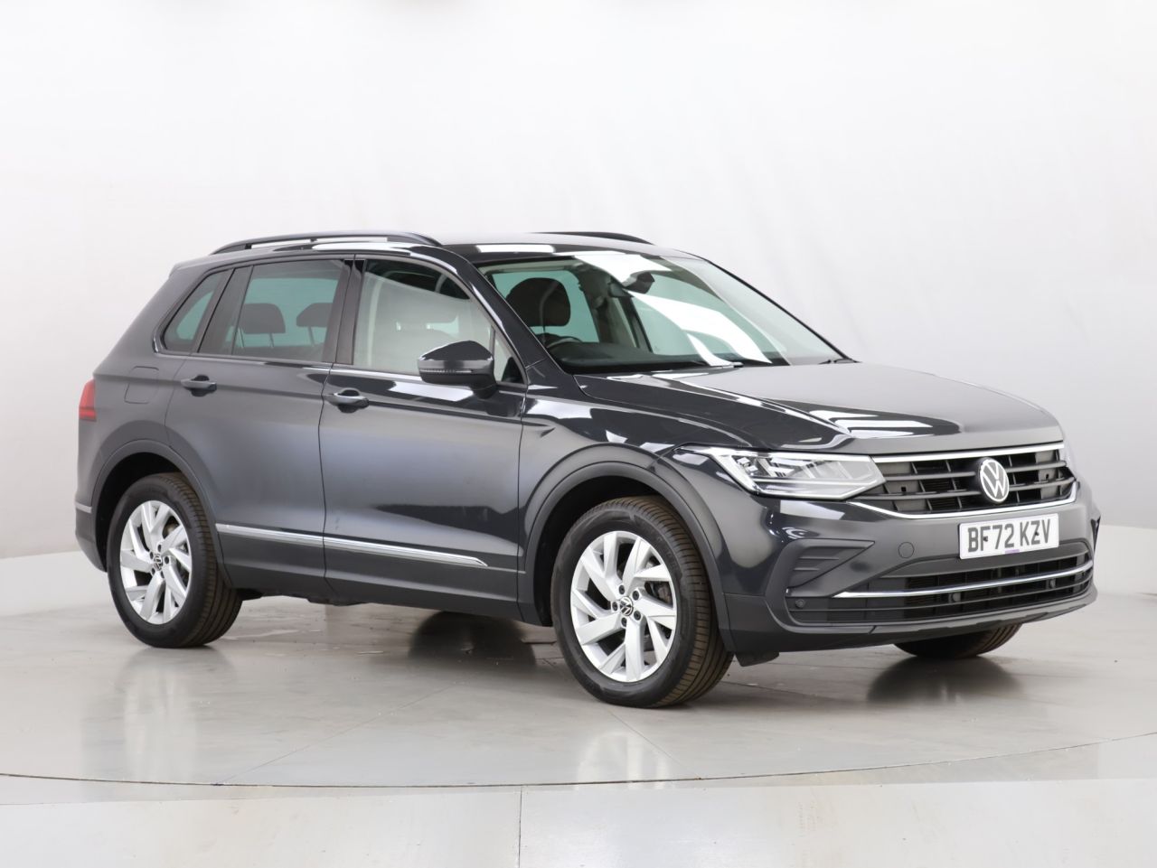 2022 VOLKSWAGEN TIGUAN for sale