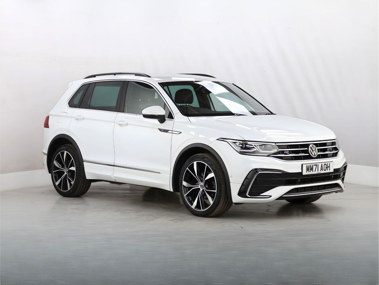 2022 VOLKSWAGEN TIGUAN for sale