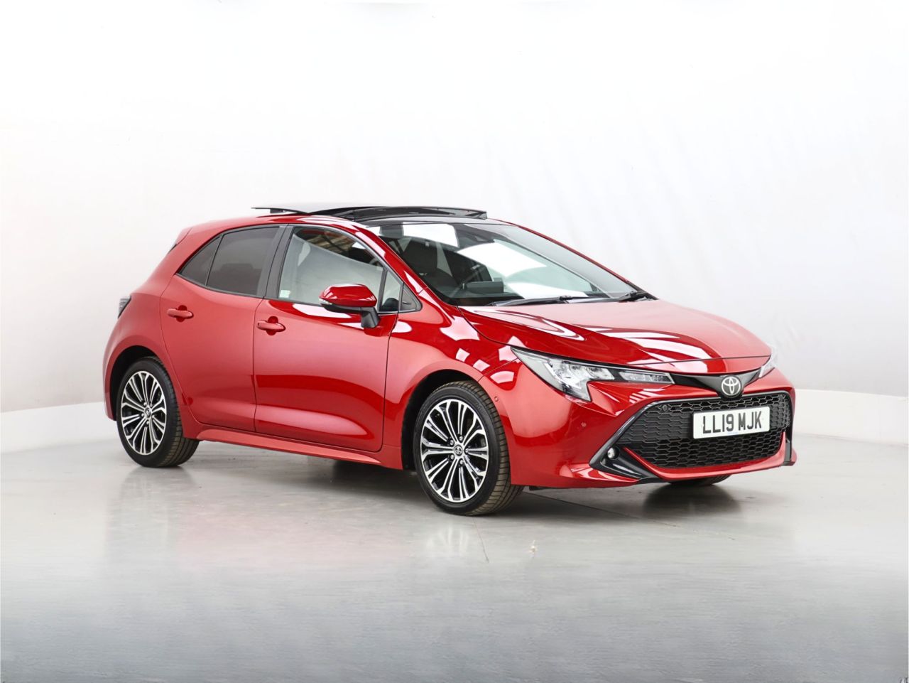 2019 TOYOTA COROLLA for sale