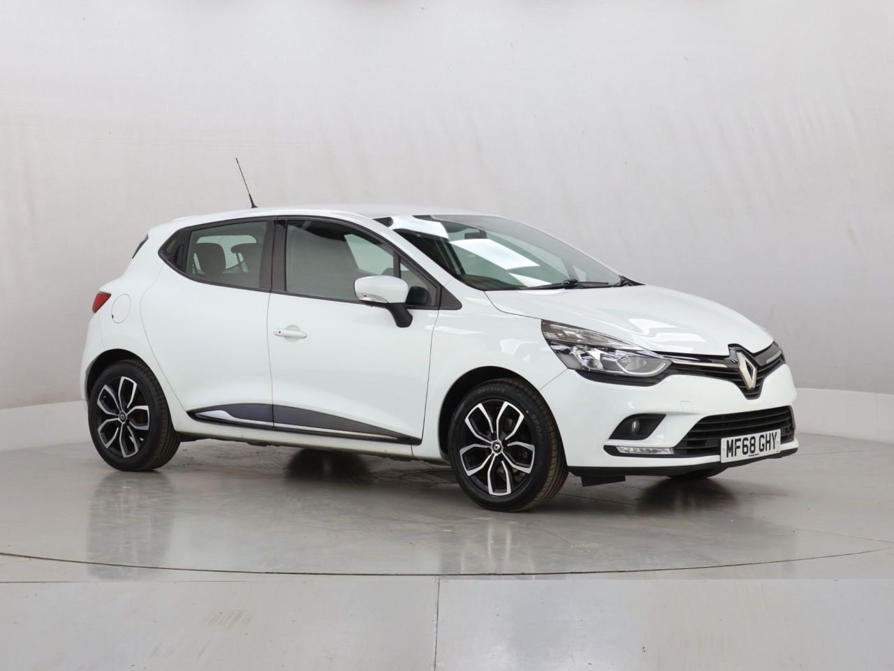 2018 RENAULT CLIO for sale