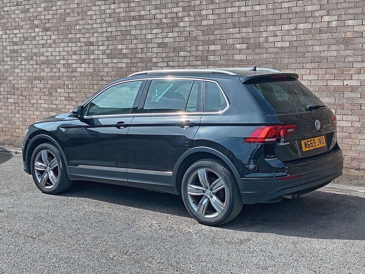 2019 VOLKSWAGEN TIGUAN for sale