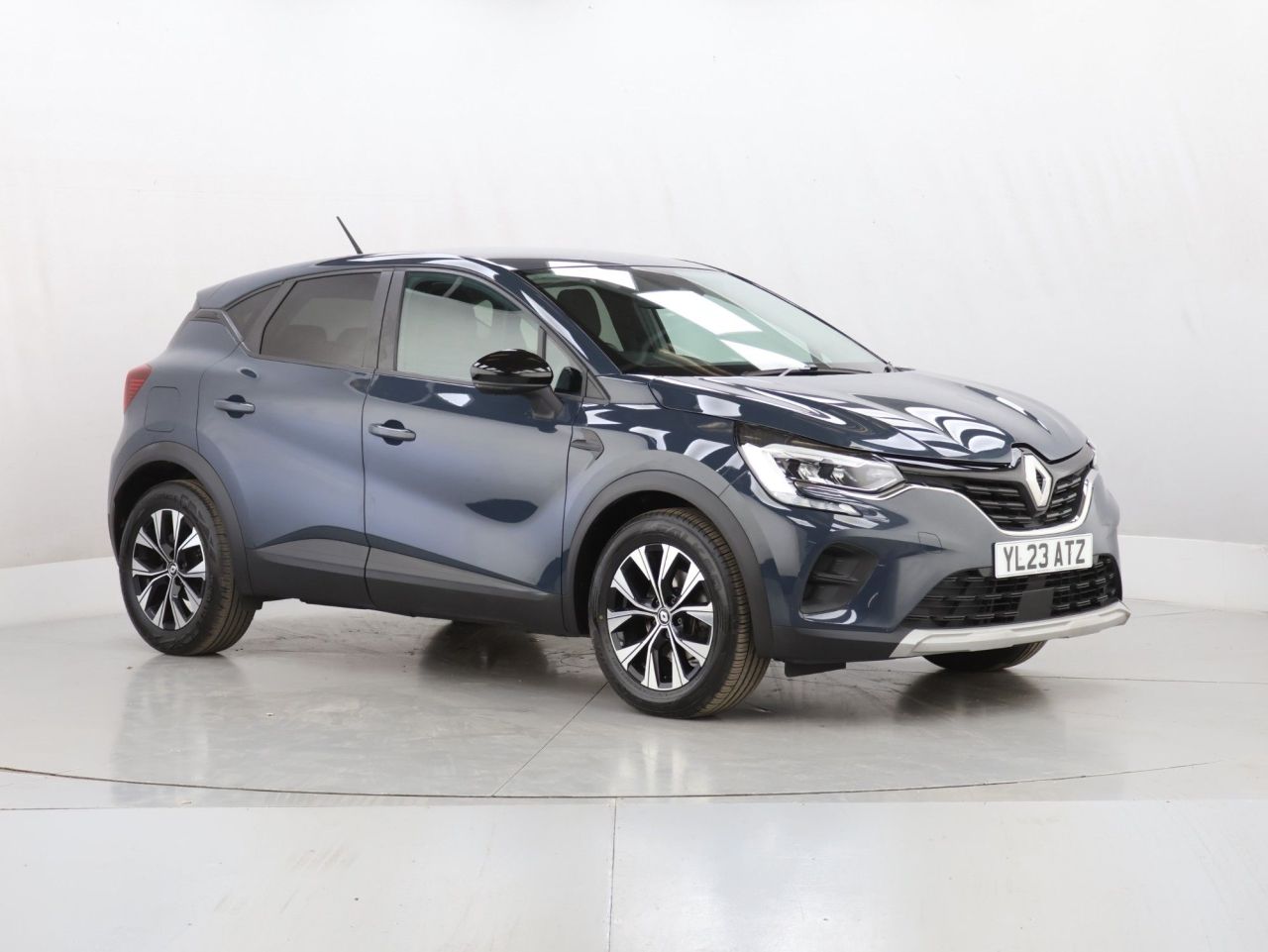 2023 RENAULT CAPTUR for sale