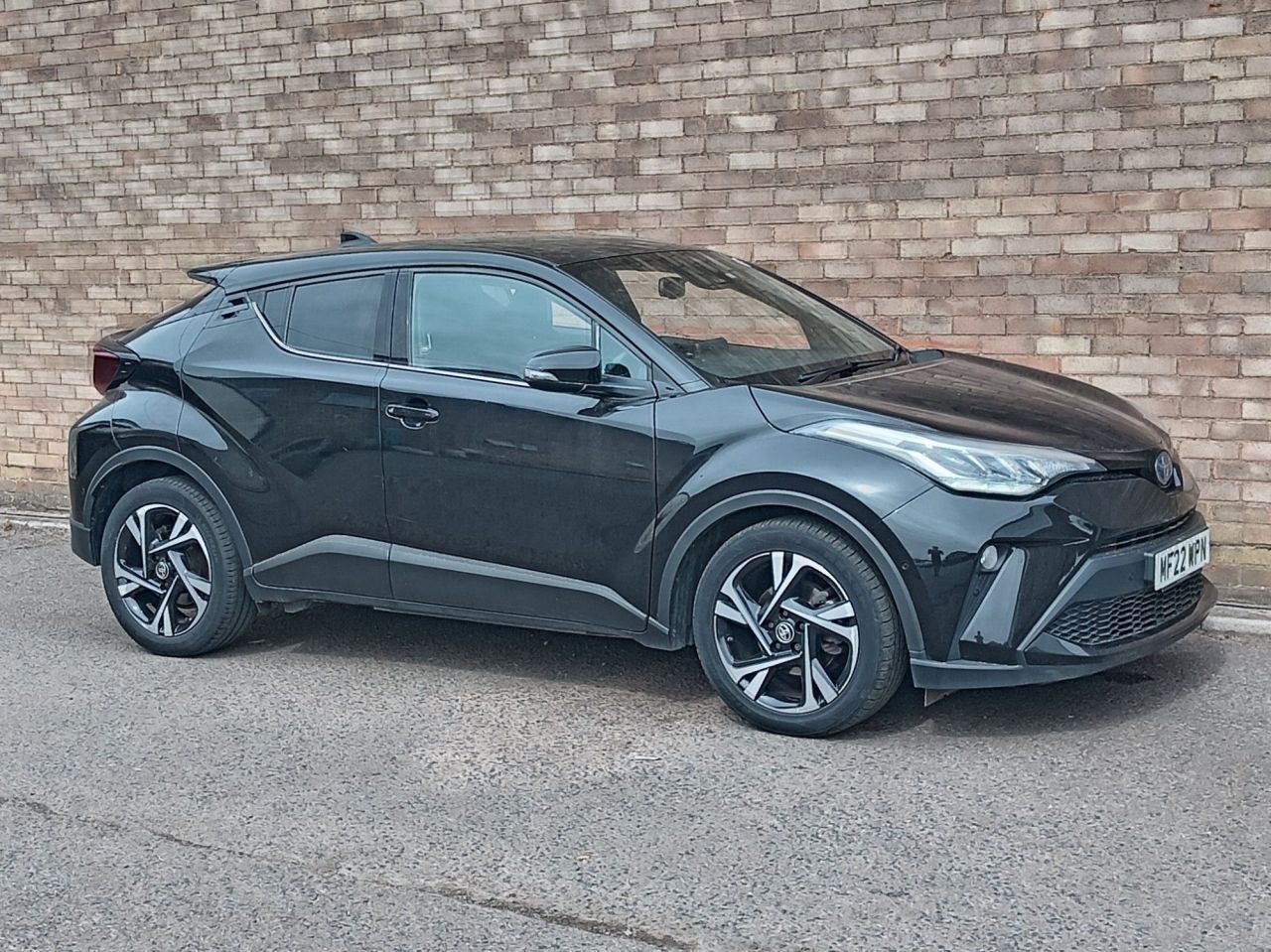 2022 TOYOTA C-HR for sale