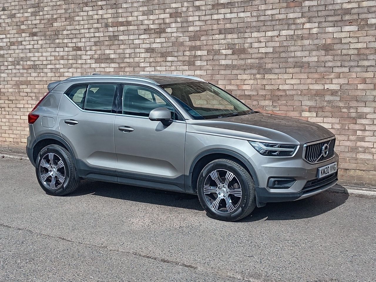 2020 VOLVO XC40 for sale