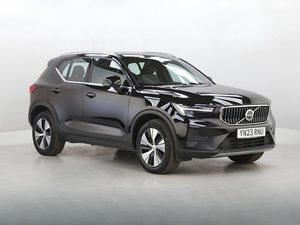 2023 VOLVO XC40 for sale