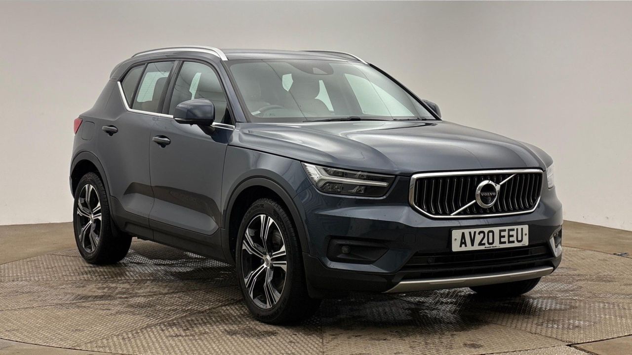 2020 VOLVO XC40 for sale