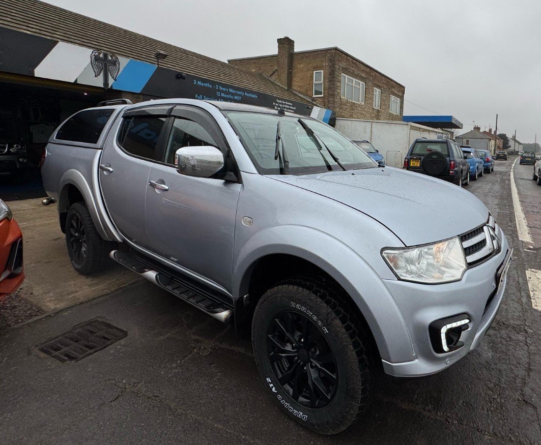 2014 MITSUBISHI L200 for sale