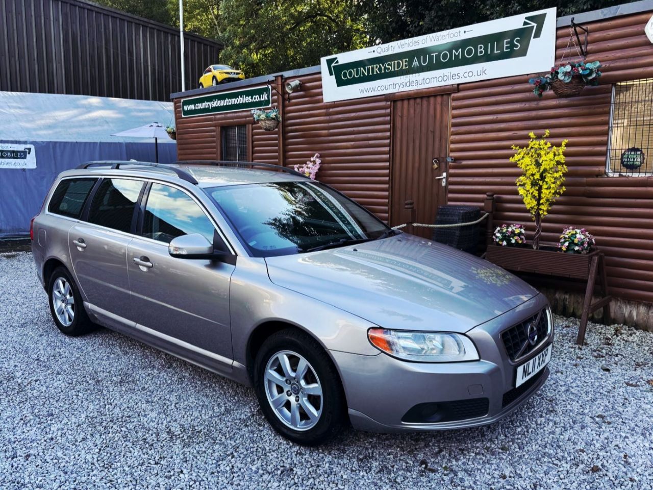 2011 VOLVO V70 for sale