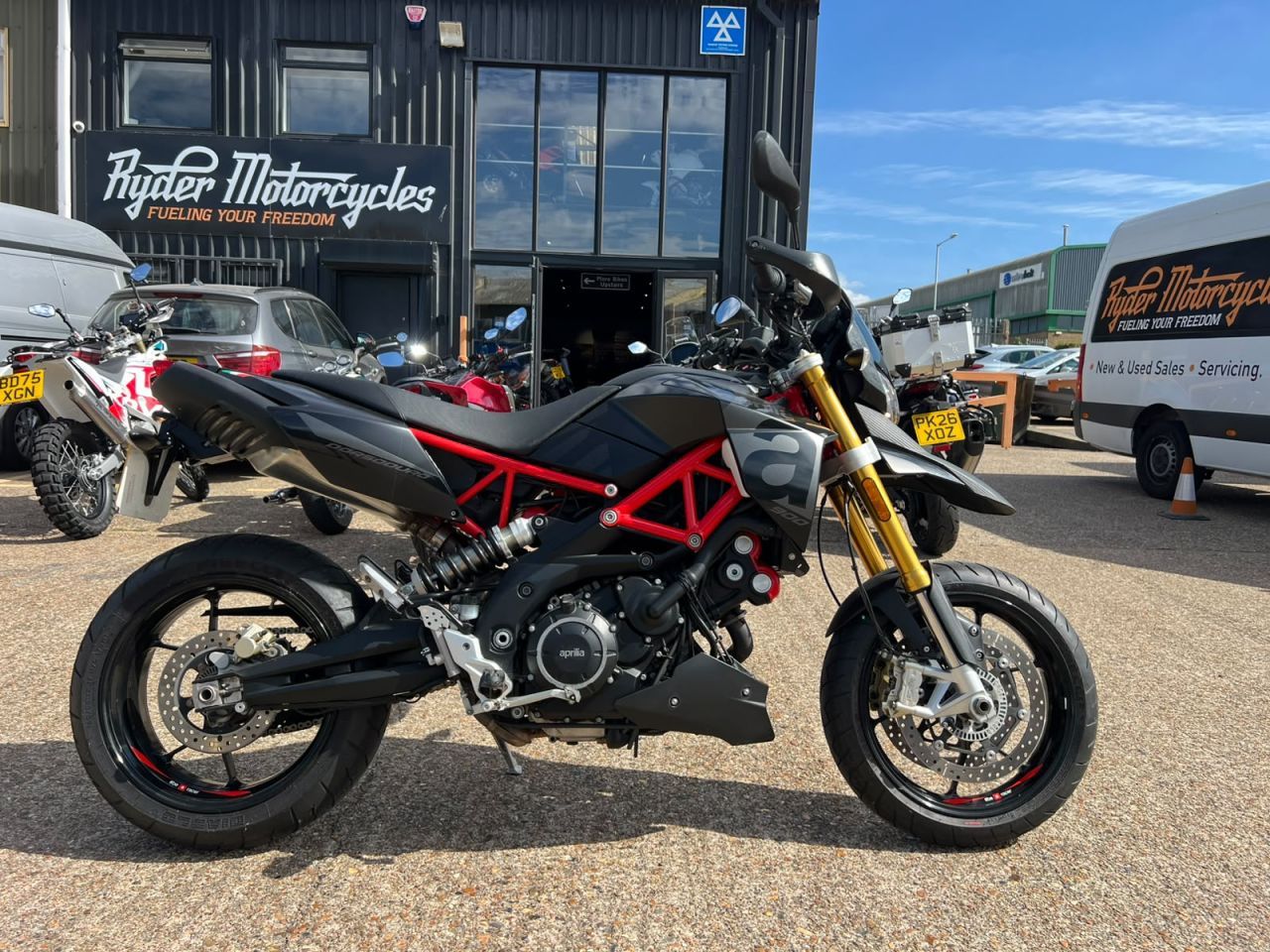 2018 APRILIA DORSODURO 900 for sale