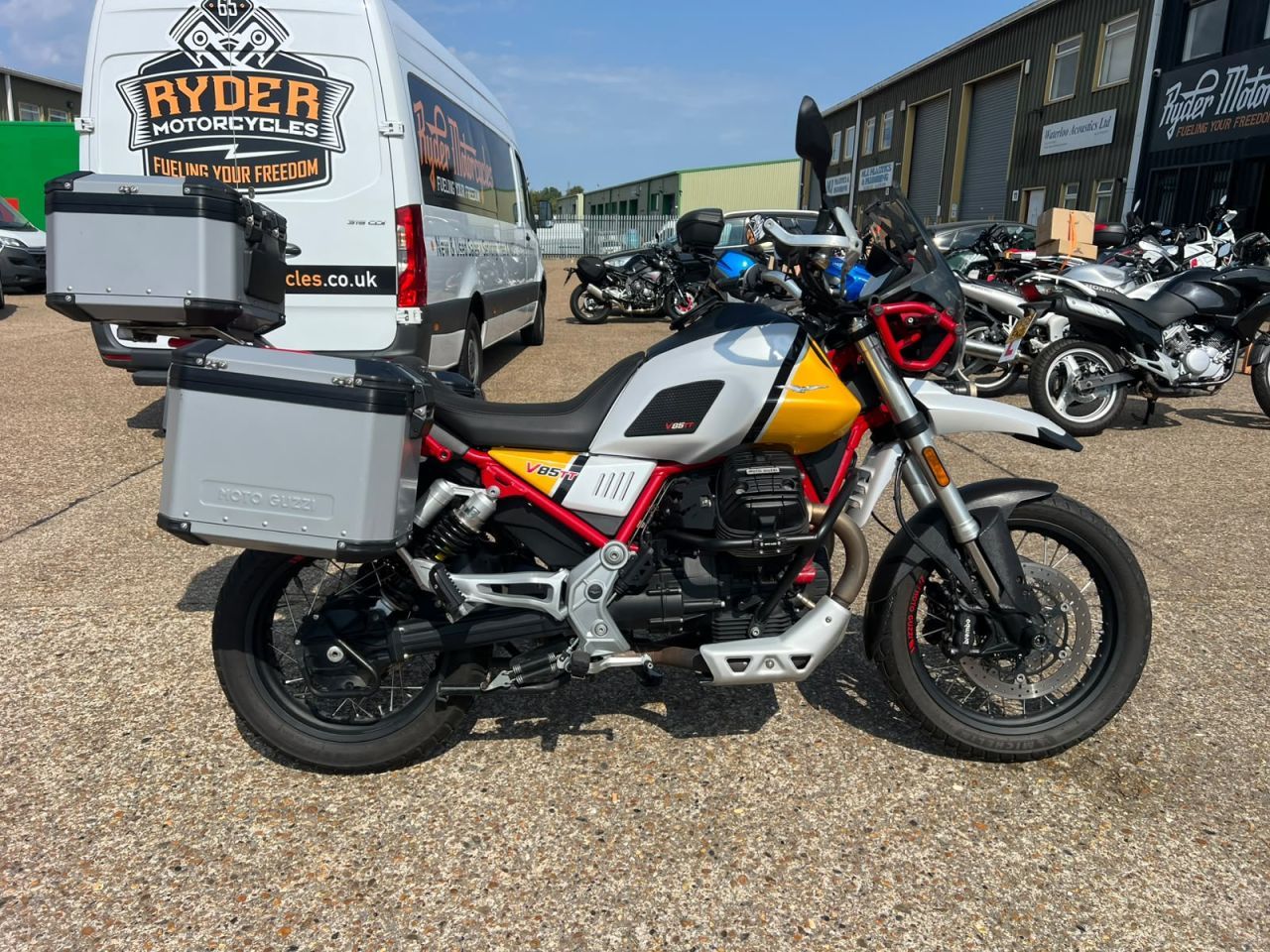 2019 MOTO GUZZI V85 for sale