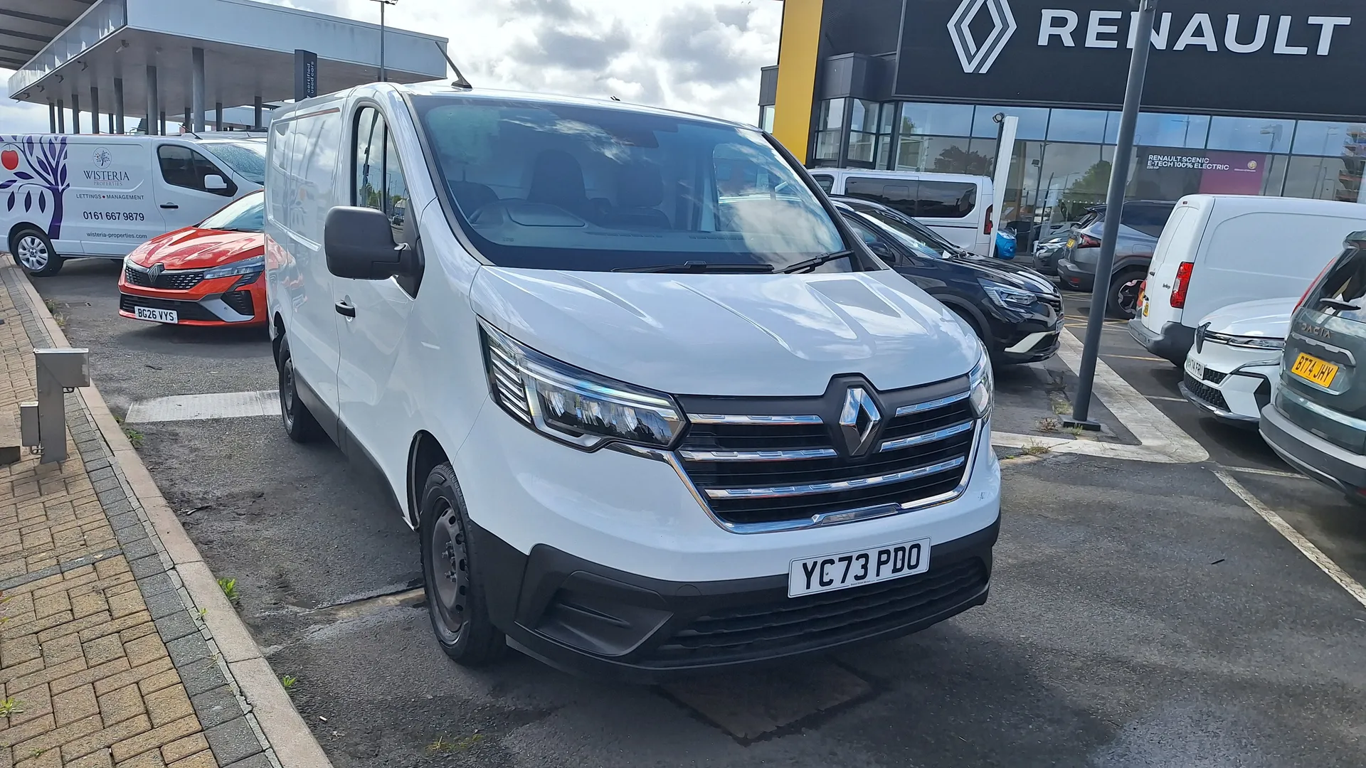 2023 RENAULT TRAFIC for sale