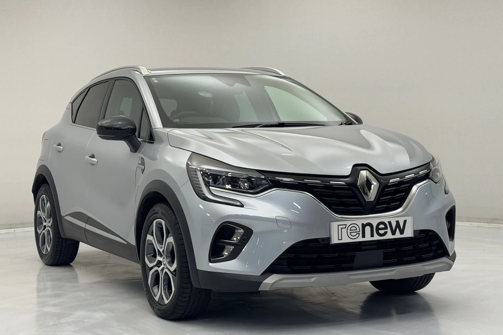 2024 RENAULT CAPTUR for sale